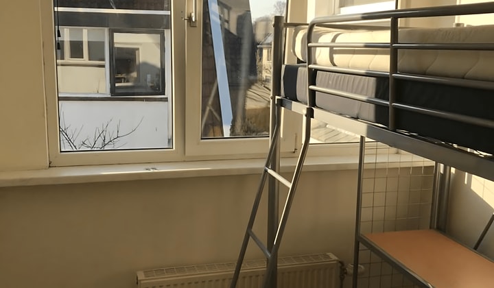 Kamer | 9m² | Looierstraat | €325,-