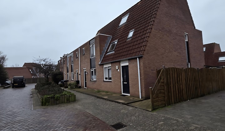 Huis | 100m² | Marie de Lannoystraat | €1850,-