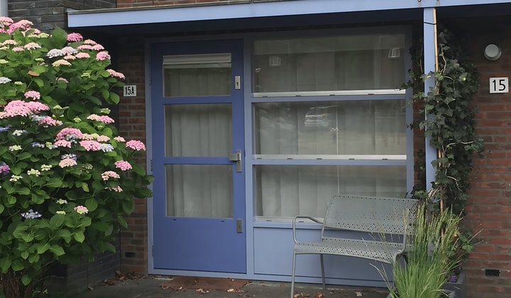 Kamer | 27m² | Van der Glashof | €780,-