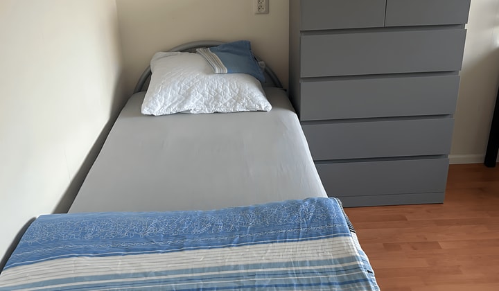 Kamer | 12m² | Goudplevier | €375,-