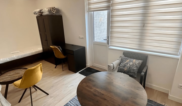 Studio | 22m² | Wethouder Kampstraat | €645,-