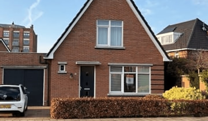 Huis | 165m² | Roelof Blokzijlstraat | €1750,-