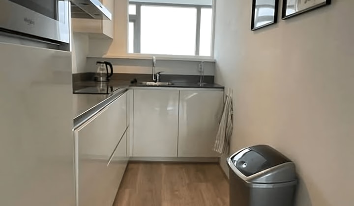 Kamer | 30m² | €700,-