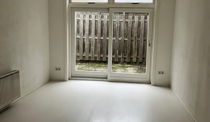Appartement | 30m² | Koestraatje | €1025,-