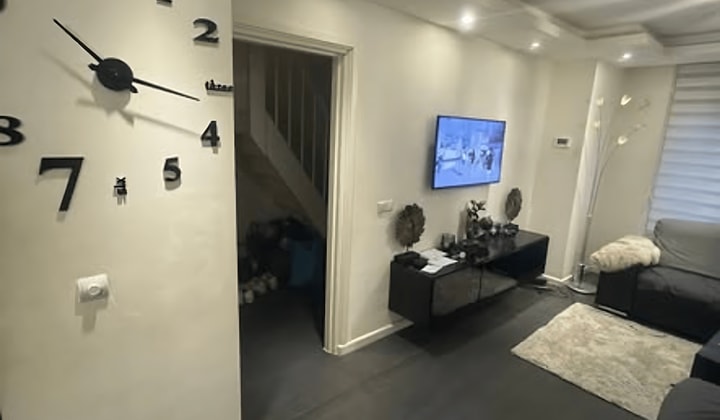 Kamer | m² | €1100,-