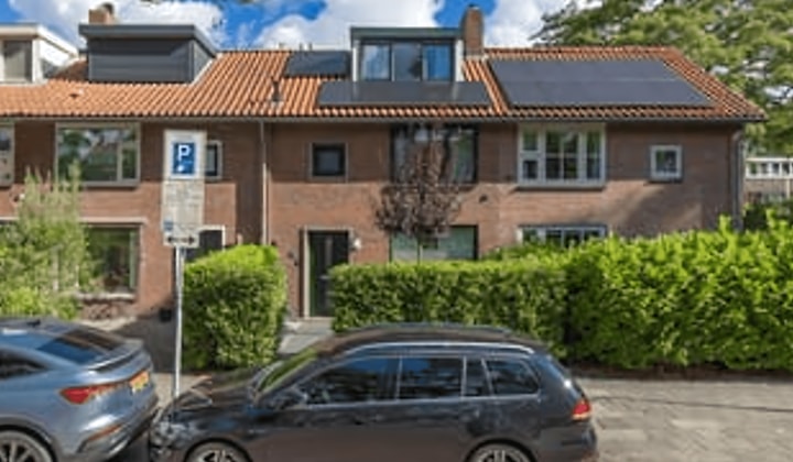 Huis | 105m² | €3000,-
