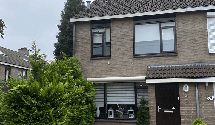 Huis | 95m² | Ammonieterf | €1249,-