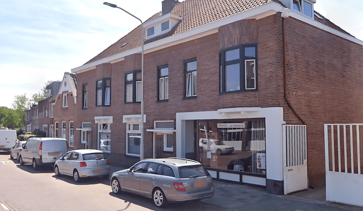 Studio | 12m² | Oranjeboomstraat | €383,-