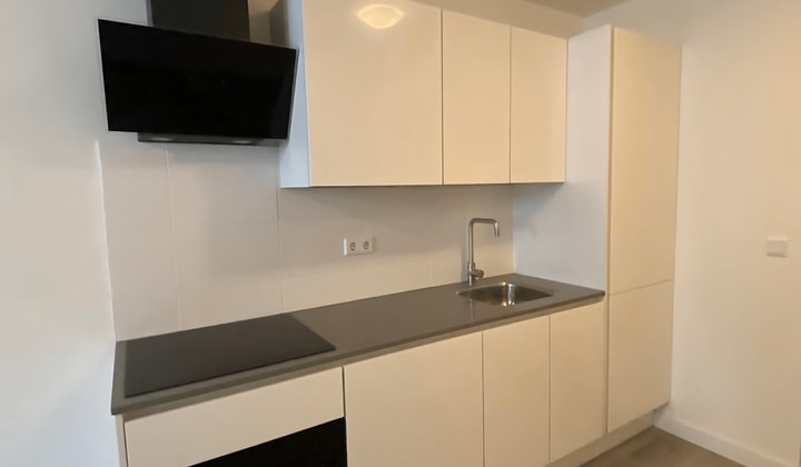 Appartement | 40m² | Broederenstraat | €1025,-