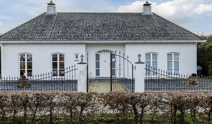 Huis | 223m² | Palmbrugweg | €2500,-