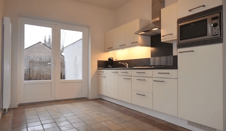 Huis | 145m² | Kerkplein | €1375,-