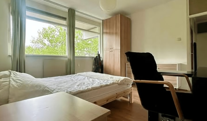 Kamer | m² | €1050,-