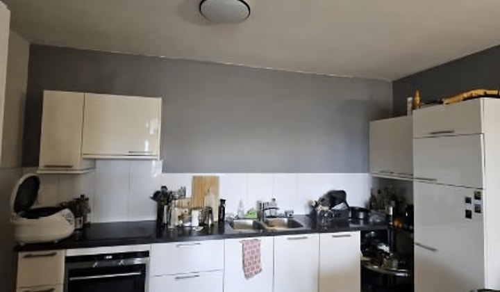 Kamer | 90m² | Laan van Vollenhove | €700,-