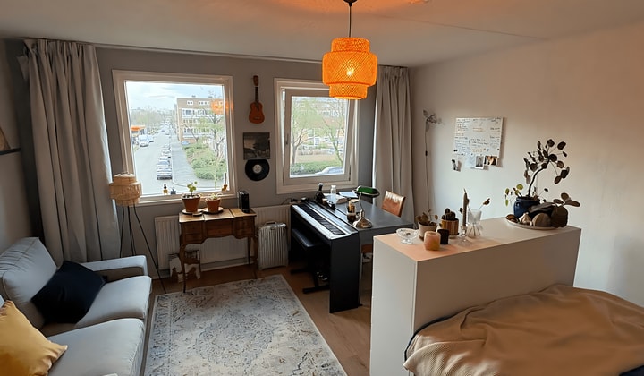 Kamer | 21m² | Kooikersweg | €550,-