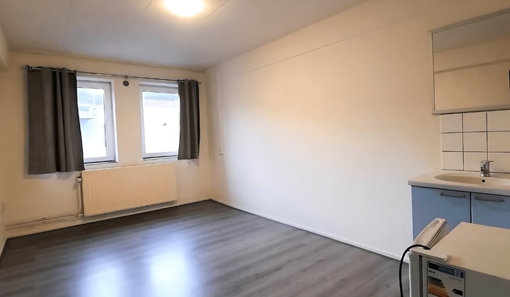 Kamer | 17m² | Tudderenderweg | €420,-