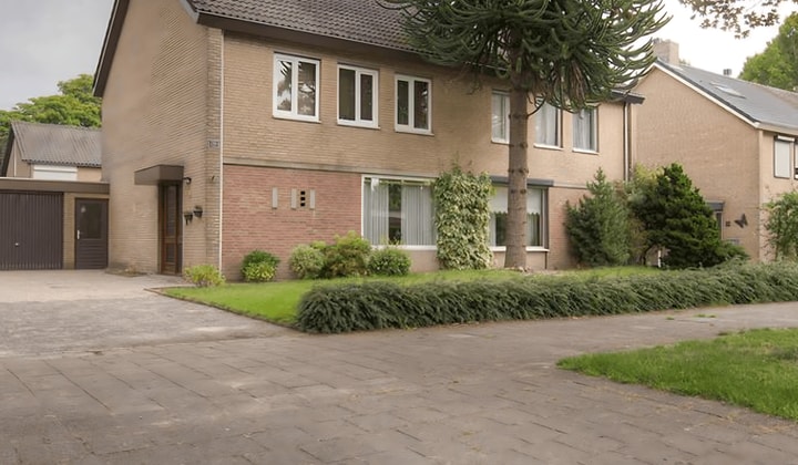 Huis | 125m² | Herenstraat | €1525,-