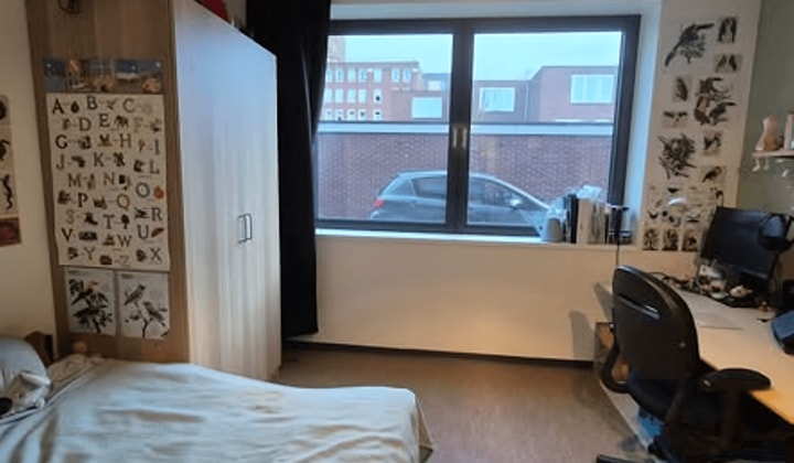 Kamer | m² | €450,-