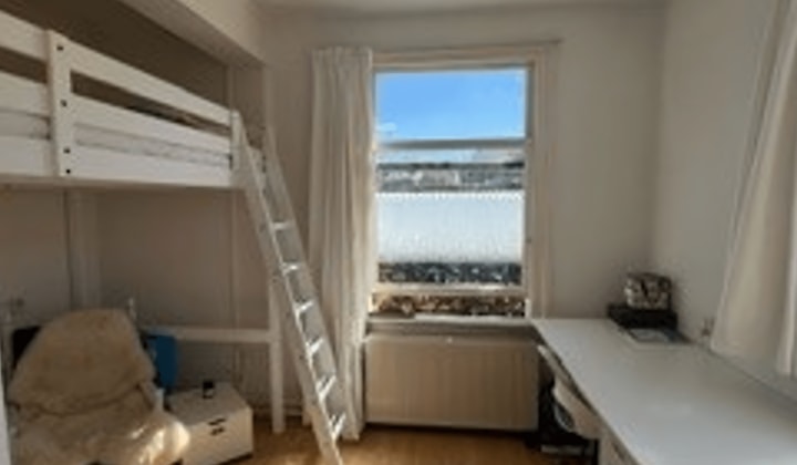 Kamer | 15m² | Schoudermantel | €600,-
