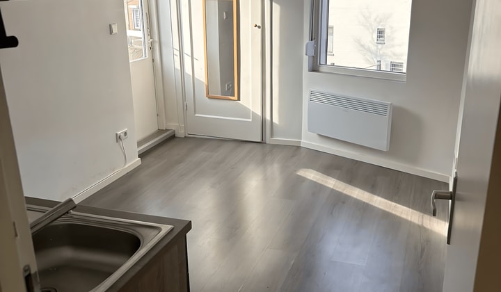 Studio | 15m² | Transvaalstraat | €975,-