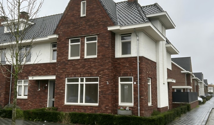 Huis | 116m² | St. Josephstraat | €1850,-
