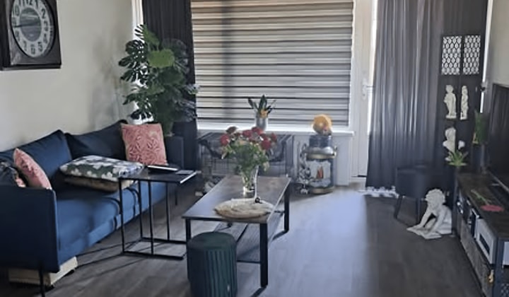 Huis | m² | €2025,-