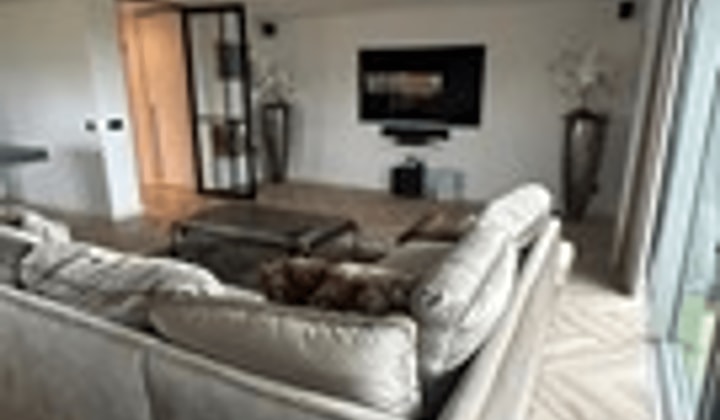 Appartement | 96m² | Salsastraat | €2500,-