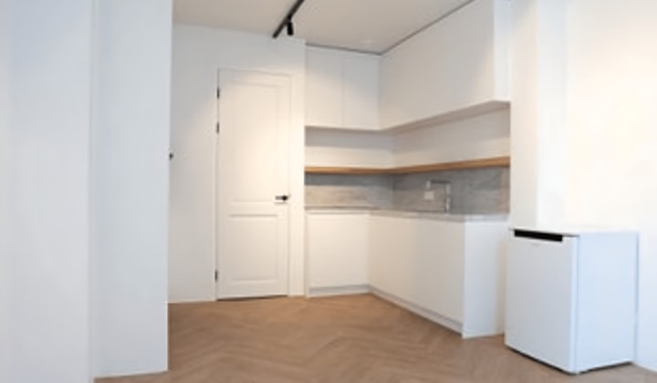 Appartement | 105m² | Graswinckelstraat | €2495,-