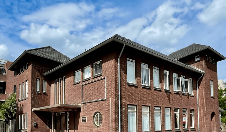 Kamer | 14m² | €367,-