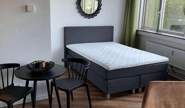 Appartement | 28m² | Oostblok | €1335,-