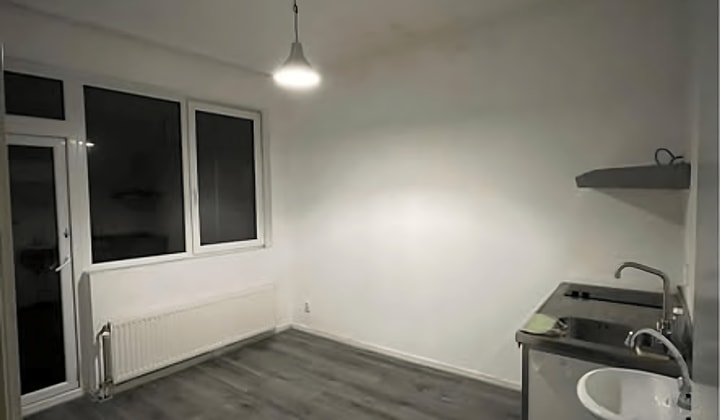 Kamer | 12m² | €625,-