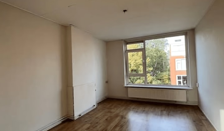 Huis | m² | €882,-