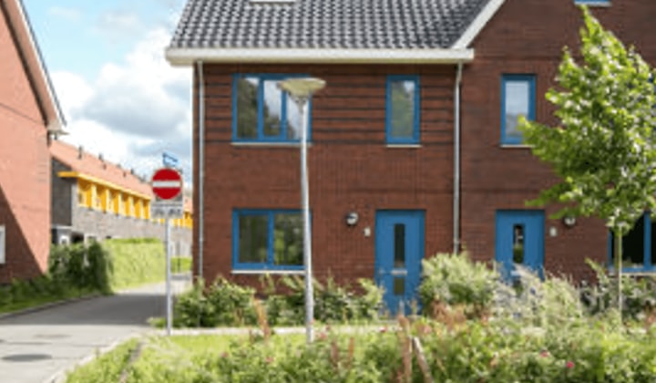 Huis | 121m² | €1760,-