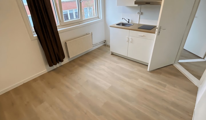 Kamer | 10m² | €5704,-