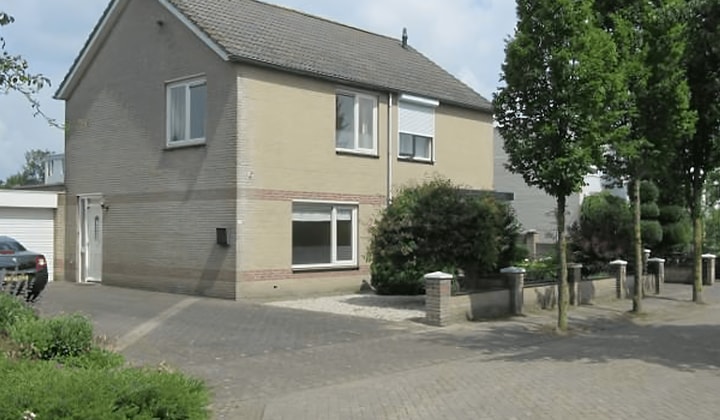 Huis | 123m² | Beekgraafstraat | €1850,-