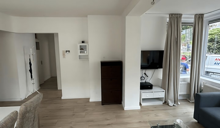 Huis | 77m² | Zweedsestraat | €1750,-
