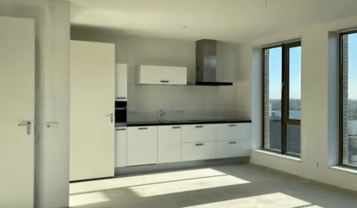 Huis | m² | €1082,-