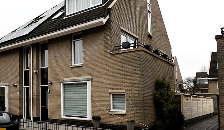 Huis | 133m² | €2550,-