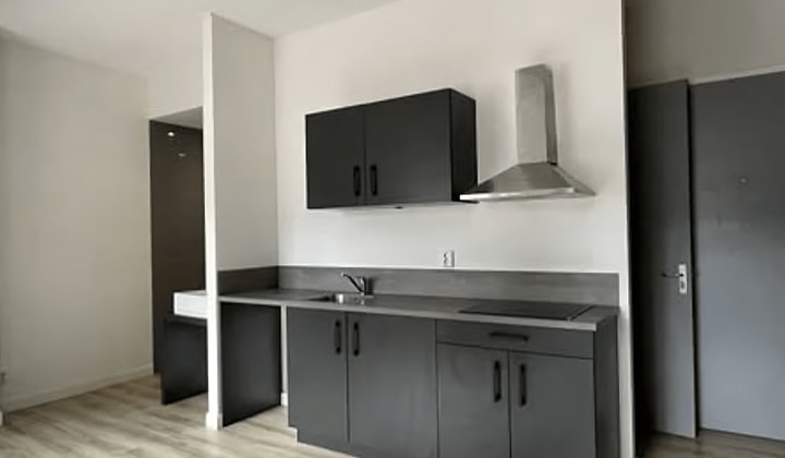 Studio | m² | €727,-