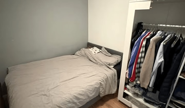 Studio | m² | €800,-