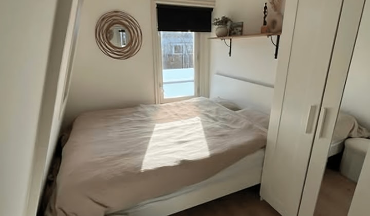 Huis | m² | €830,-