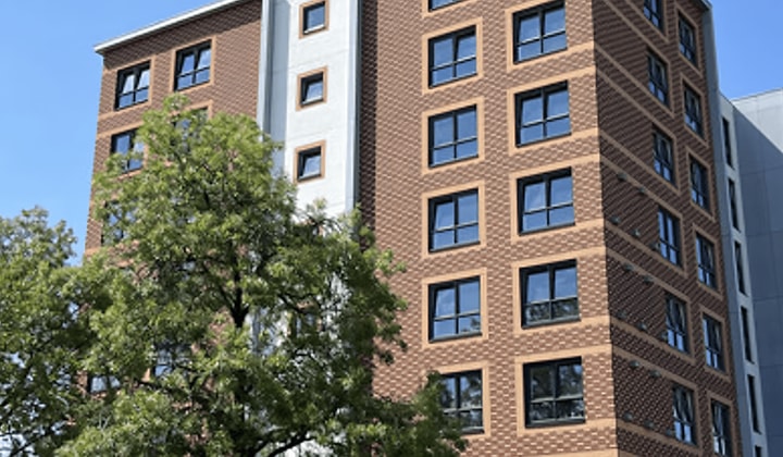 Kamer | m² | €657,-