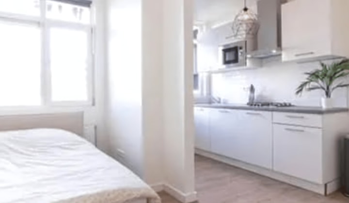 Studio | Moerweg | €735,-