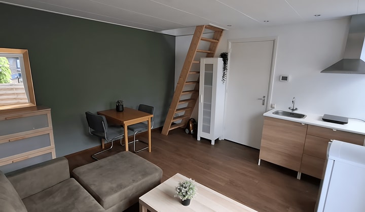 Kamer | 30m² | €1200,-