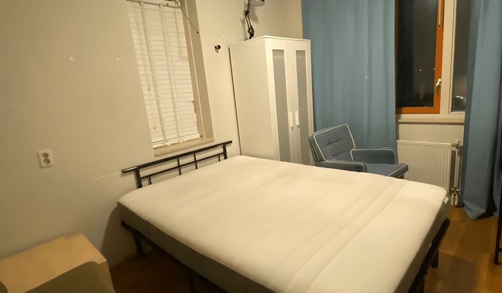 Kamer | 20m² | Van Kootenstraat | €1100,-