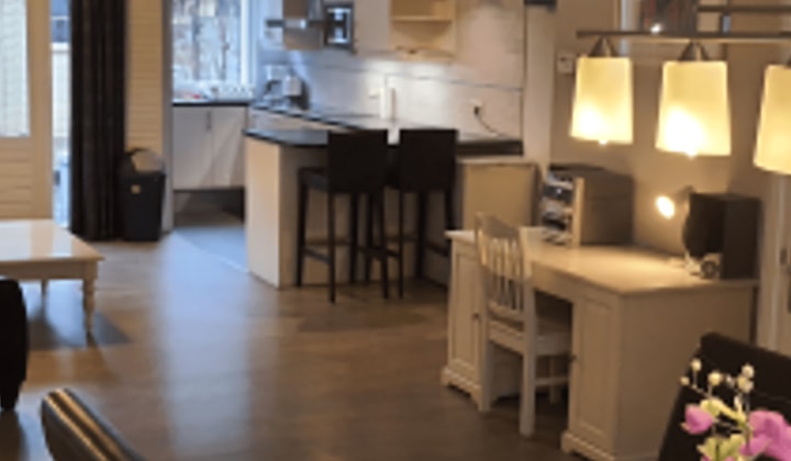 Huis | 180m² | €2700,-