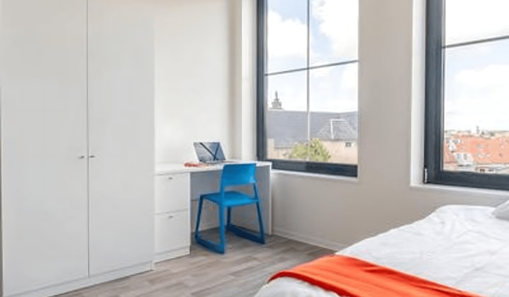 Kamer | 25m² | Ritsumastraat | €650,-