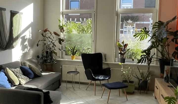 Huis | m² | €2026,-