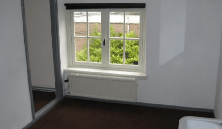 Kamer | 16m² | Van Lennepstraat | €325,-