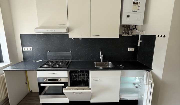 Kamer | 30m² | Spuistraat | €1100,-