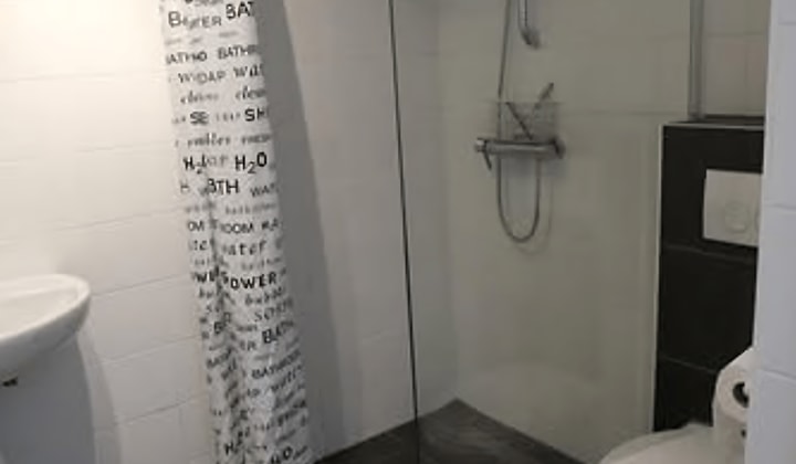 Studio | m² | €800,-